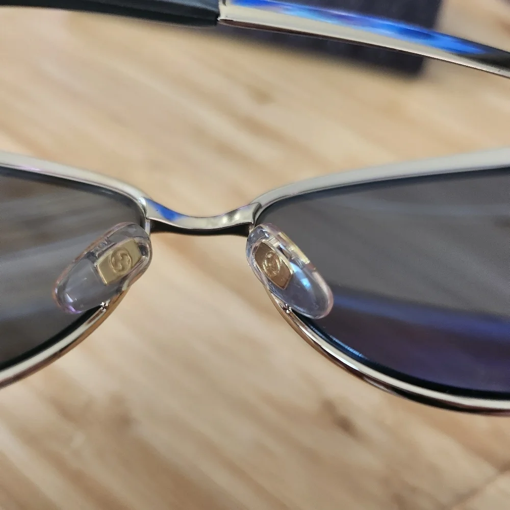 Gucci sunglasses with case
